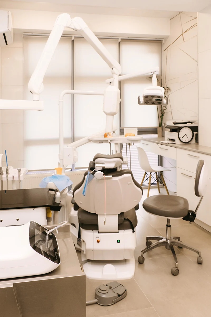 Интерьер клиники EGO Dental в Тбилиси